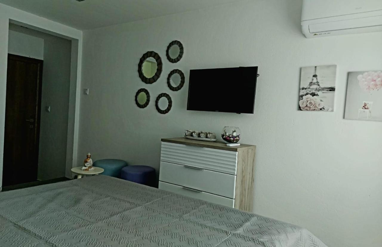 Lucic Guesthouse Цетинє Екстер'єр фото