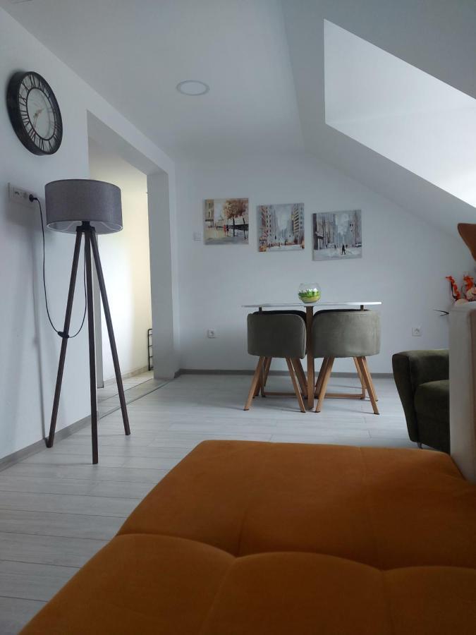 Lucic Guesthouse Цетинє Екстер'єр фото